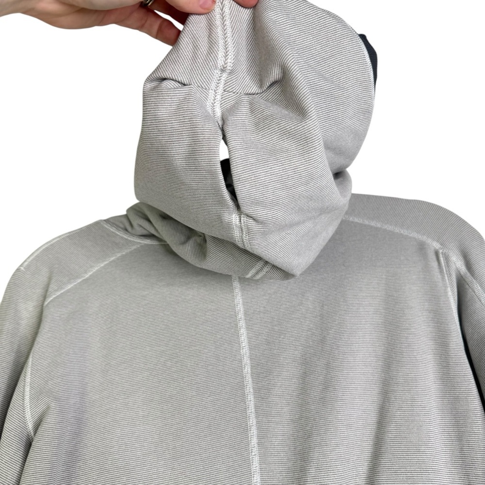 Lululemon Base Runner Hoodie Workout Wee Stripe White Heathered Medium Grey 8 - Picture 8 of 13